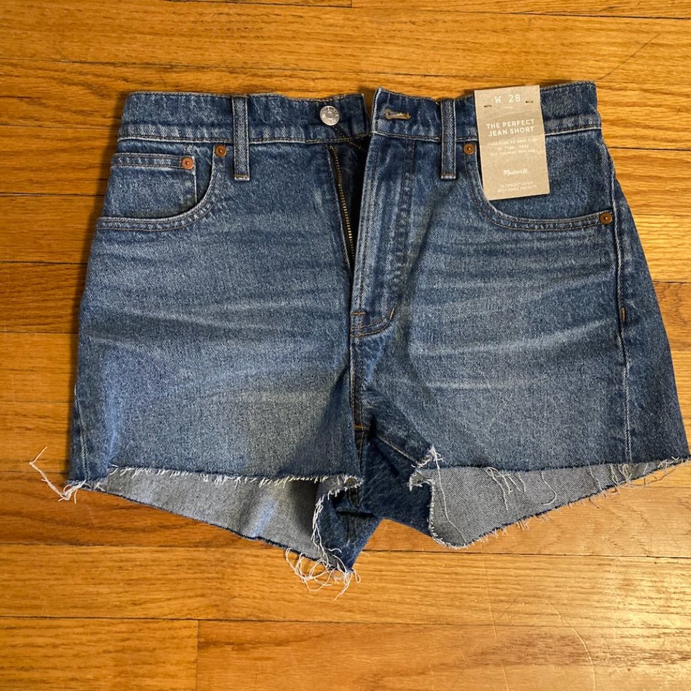 Brand new Madewell shorts, size 28